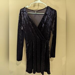 Crushed velvet long sleeve skater dress forever 21 size large